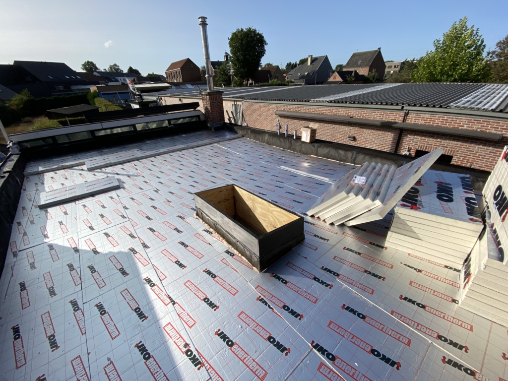 Isolatieplaten voor plat dak Iko Enertherm alu